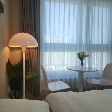 Daegu Star B&B Dsr Hotel Lily Guestroom Екстер'єр фото