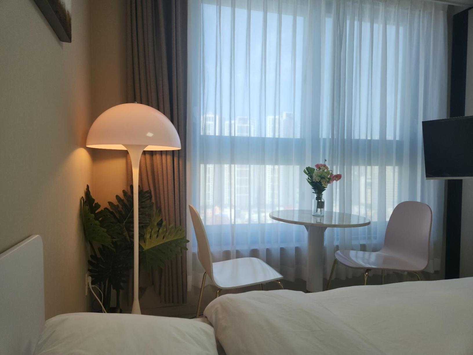Daegu Star B&B Dsr Hotel Lily Guestroom Екстер'єр фото