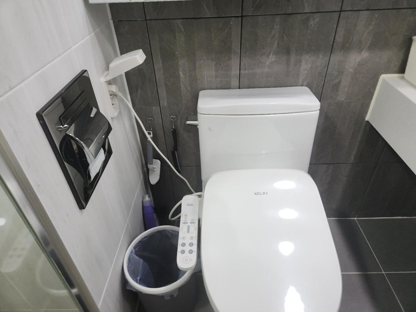 Daegu Star B&B Dsr Hotel Lily Guestroom Екстер'єр фото