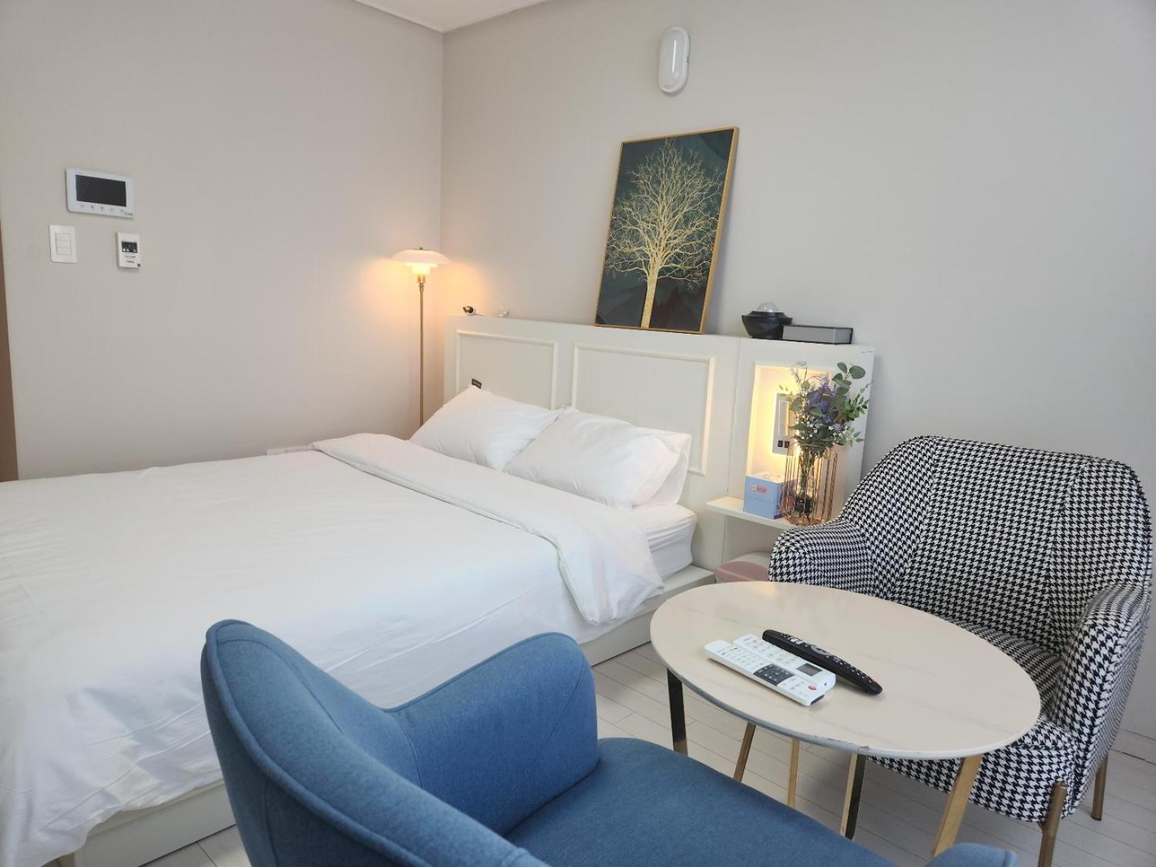 Daegu Star B&B Dsr Hotel Lily Guestroom Екстер'єр фото